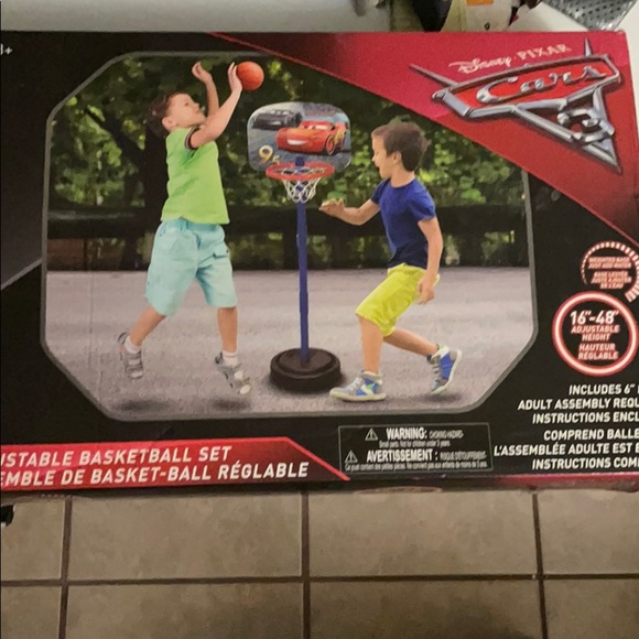 Kids adjustable basketball hoop